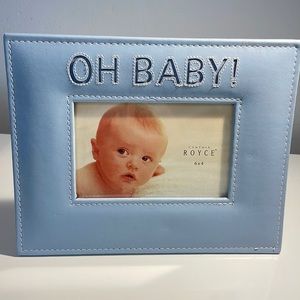 OH BABY! Picture Frame 6x4 light blue leather with white stitch detailing.